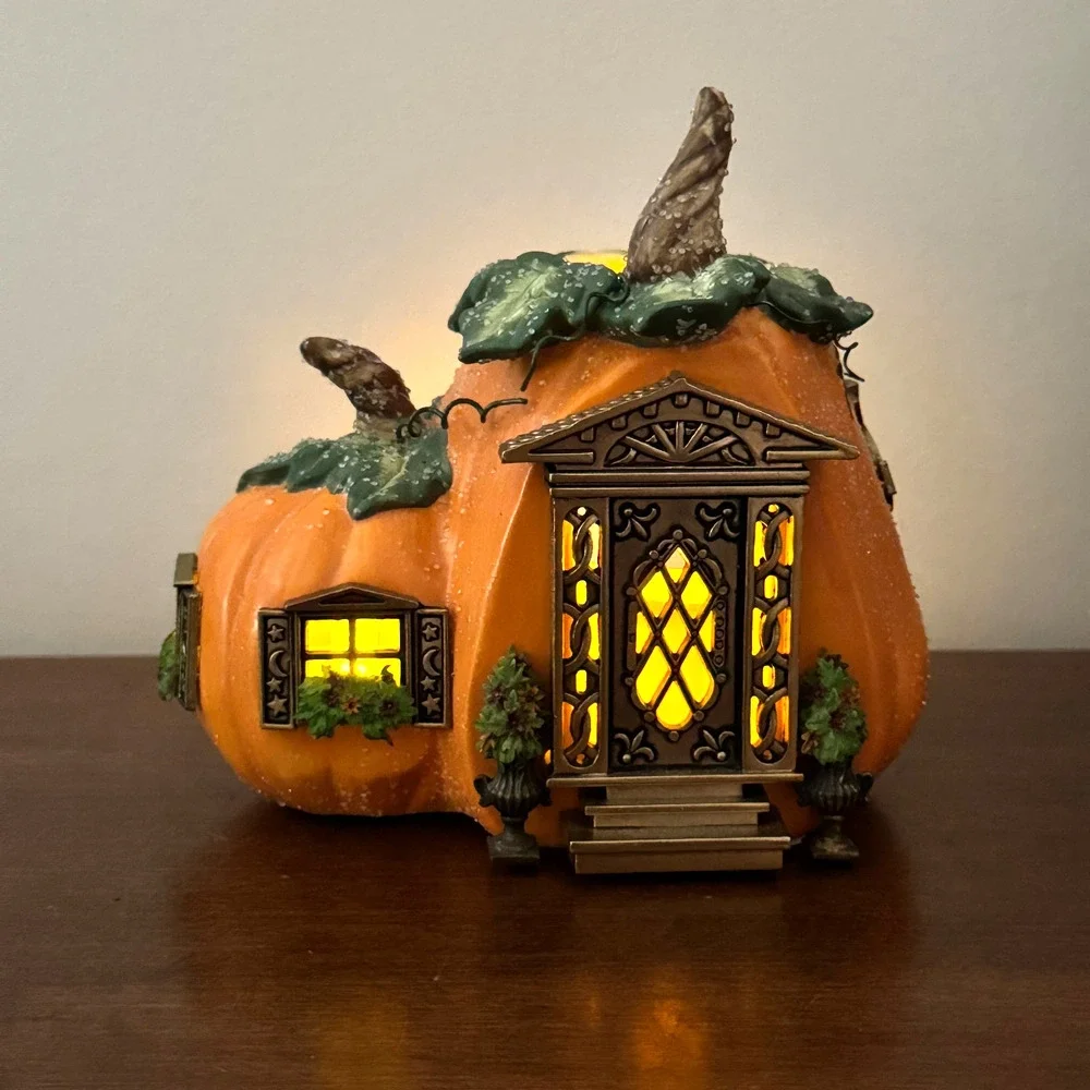 PartyLite Pumpkin Cottage Tealight Candle Holder P8209 Veggie Village Halloween